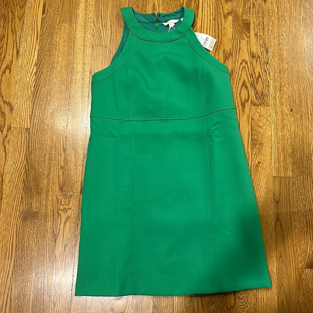 Biden Kelly green dress - the dress says size for it but it fits like a size 8.